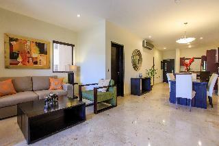 Apartamentos El Faro Residences