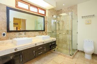 Apartamentos El Faro Residences