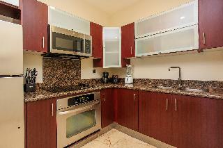 Apartamentos El Faro Residences