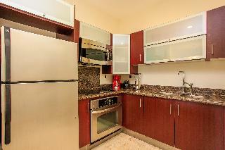 Apartamentos El Faro Residences