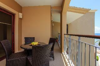 Apartamentos El Faro Residences