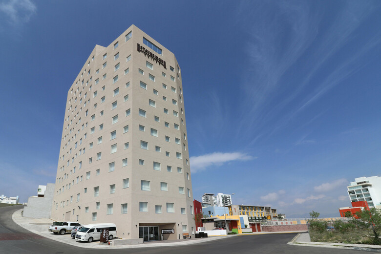 Hotel Staybridge Suites San Luis Potosi