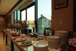 Platinum Seventy Hotel
