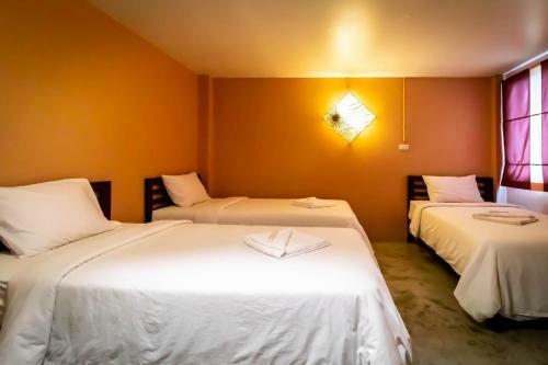 Hotel Smile Buri House