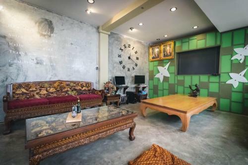 Hotel Smile Buri House