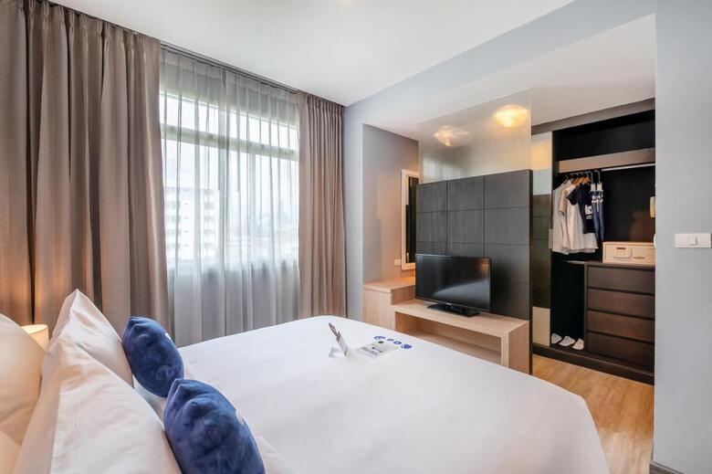 Bed & Breakfast Demeter Residences Suites