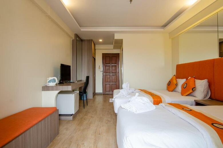Hotel Tara Lake