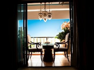 Diamond City Hotel
