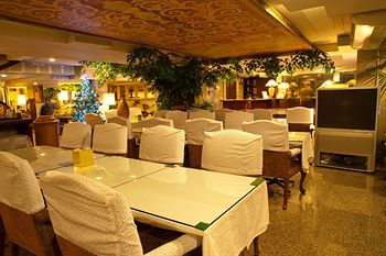 Diamond City Hotel