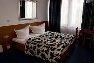 Hotel Pension Abc .