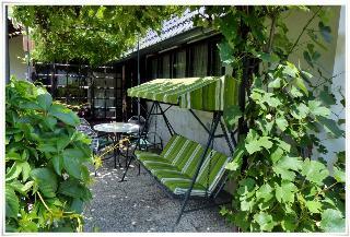Guest House Zotlar