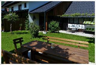Guest House Zotlar