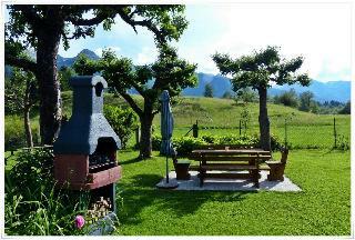 Guest House Zotlar
