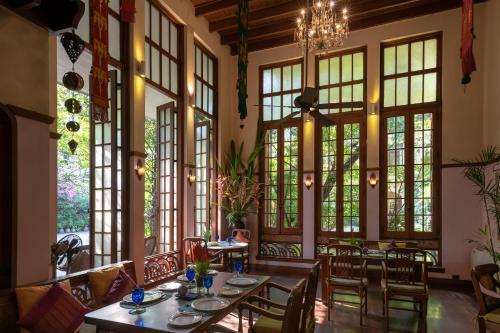 Hotel Ariyasom Villa