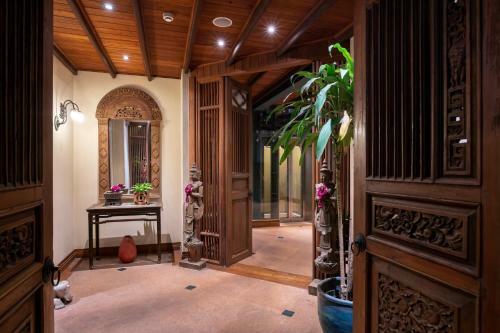 Hotel Ariyasom Villa