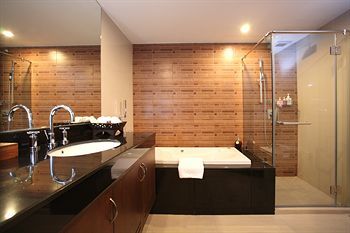 Aparthotel Amaranta Suites