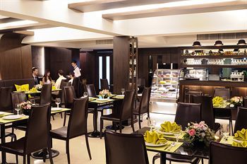 Aparthotel Amaranta Suites