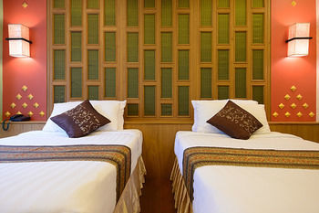 Hotel Golden House