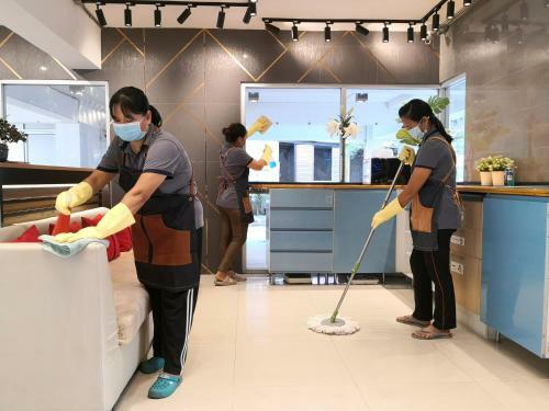 Apartamentos Gems Park