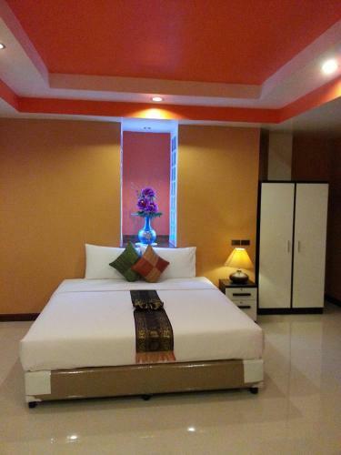 B.s. Court Hotel Sathorn
