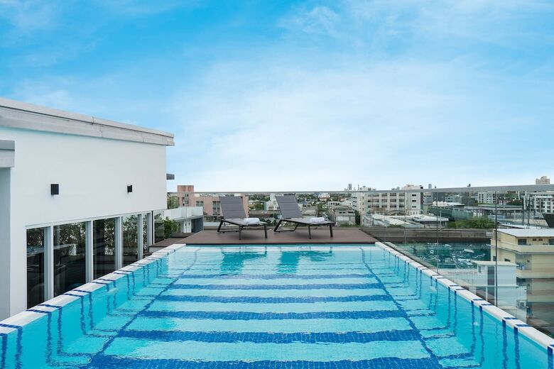 Hotel At Mind Executive Suites