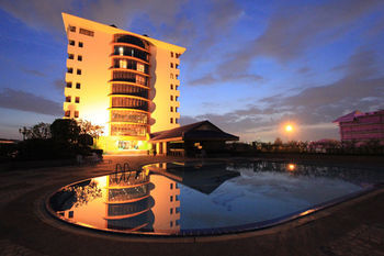 Town In Town Hotel Bangkok