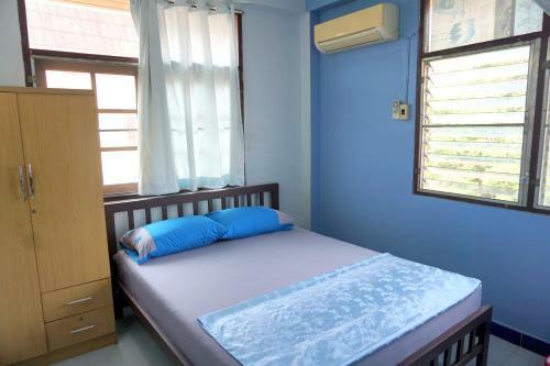 Hostal T.t. Guesthouse