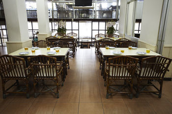 The Krungkasem Srikrung Hotel