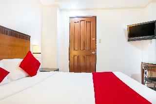 Oyo 406 Royal Parc Inn Suites