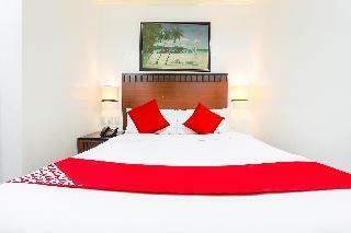 Oyo 406 Royal Parc Inn Suites