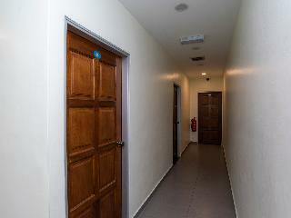 Oyo 44095 Bluewater Hotel (2)
