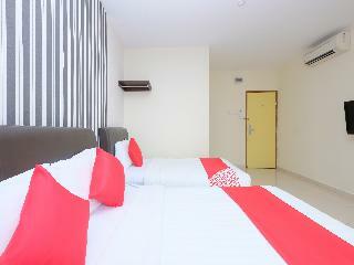 Oyo 89493 Q Hotel