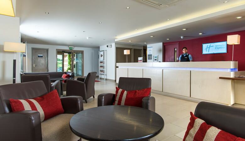 Hotel Holiday Inn Express Dartford Bridge
