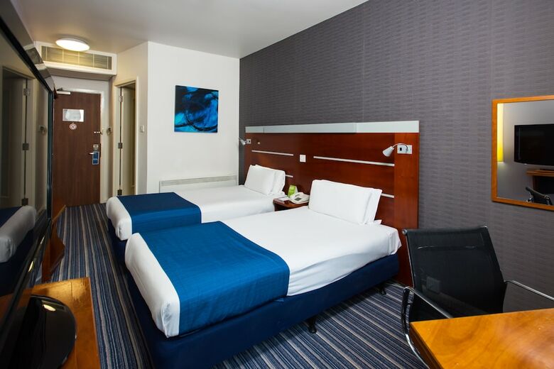 Hotel Holiday Inn Express Wimbledon South