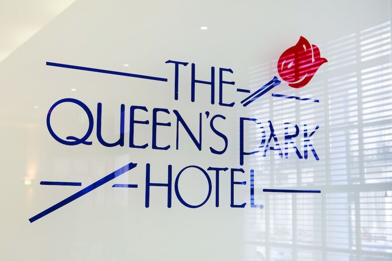 Hotel Queens Park