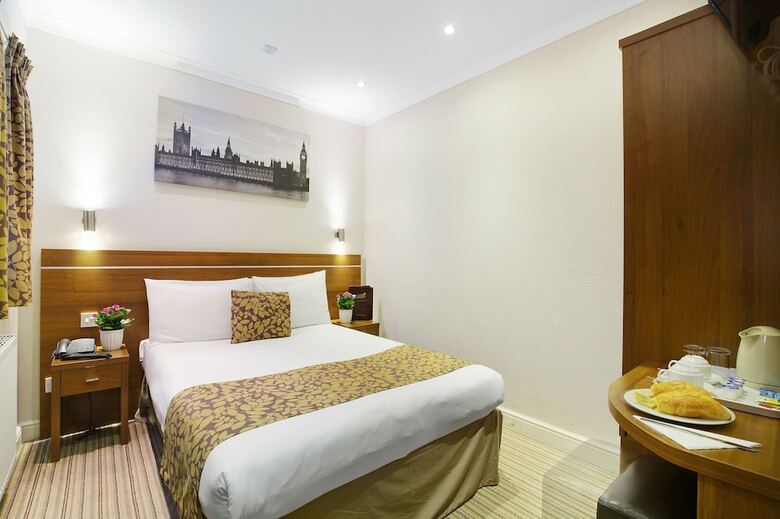Hotel Queens Park