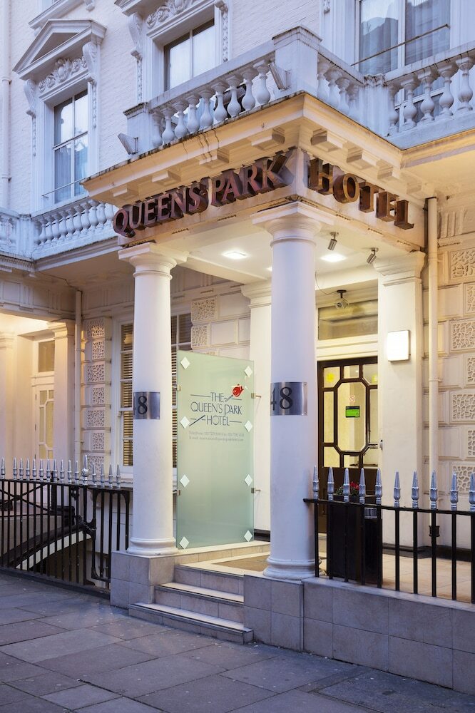 Hotel Queens Park