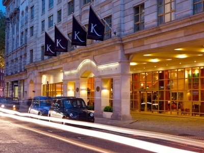 Hotel Middle Eight
