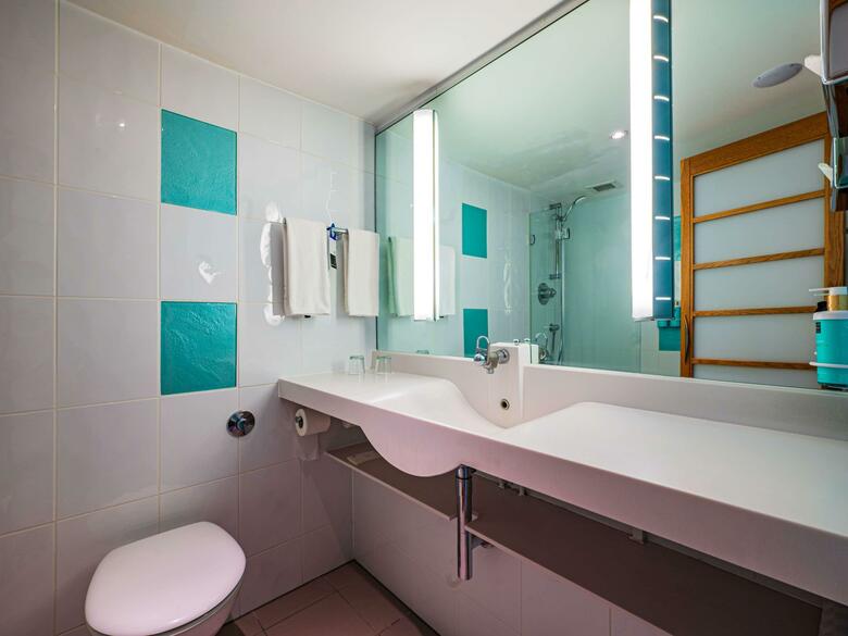 Hotel Novotel London West