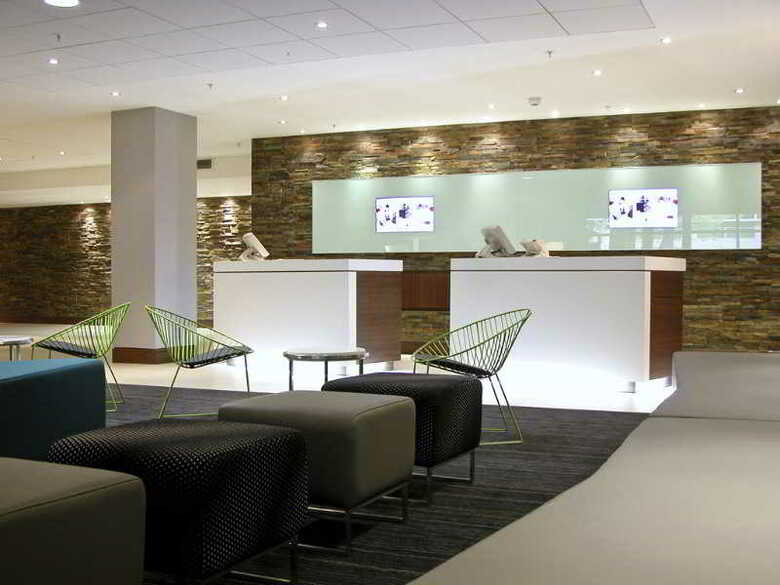 Hotel Novotel London West