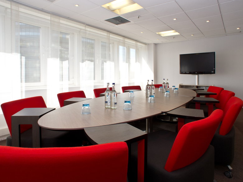 Hotel Novotel London West