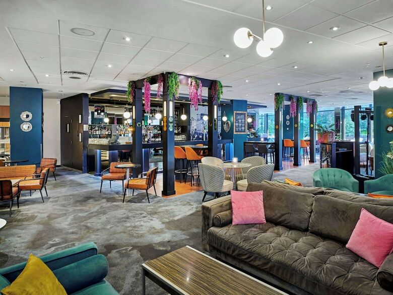 Hotel Novotel London West