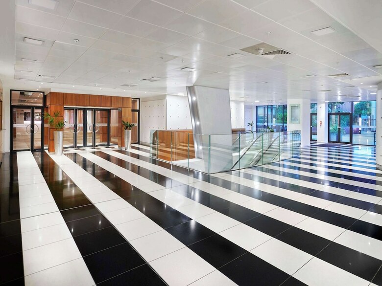Hotel Novotel London West