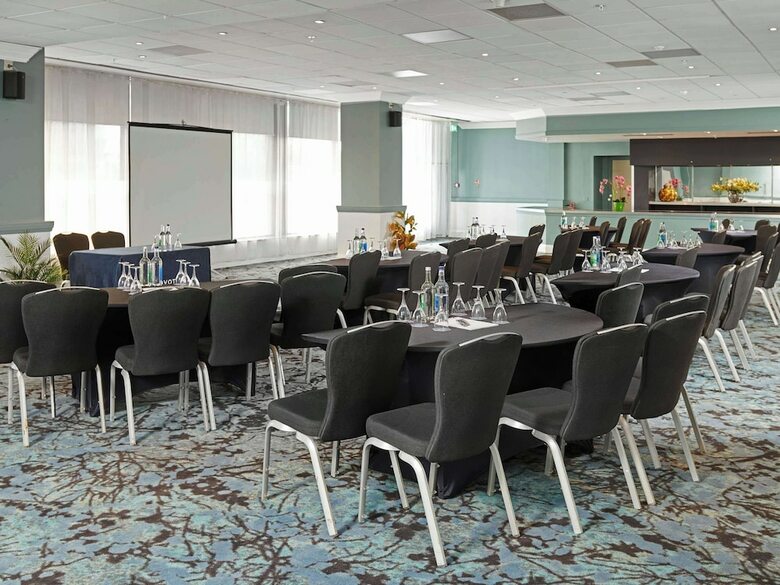 Hotel Novotel London West