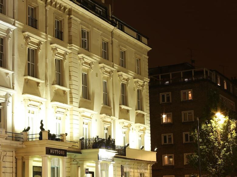 Hotel Huttons
