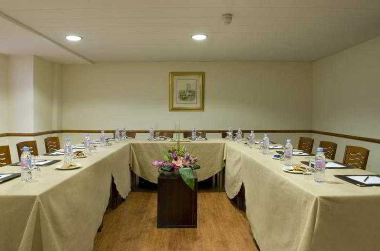 Hotel Astor Court