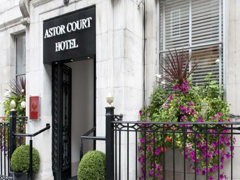 Hotel Astor Court