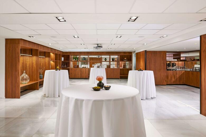 Melia White House Hotel