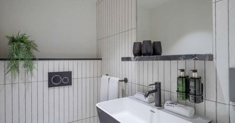 Melia White House Hotel