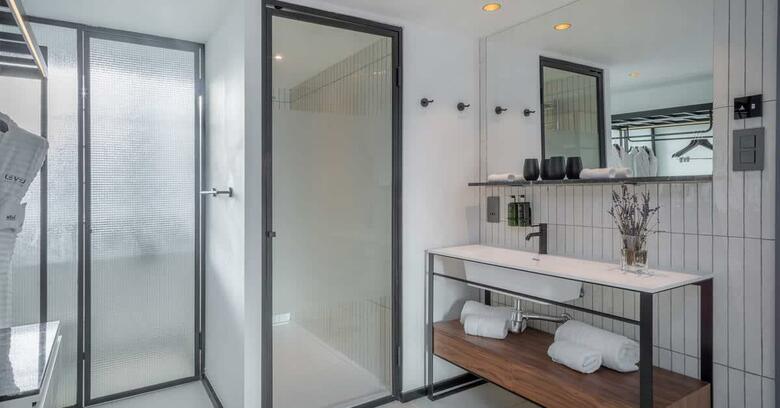 Melia White House Hotel